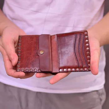 AETOO pánske krátke kožené peňaženky, ozdobné nity, peňaženky, kožený retro pánske peňaženky