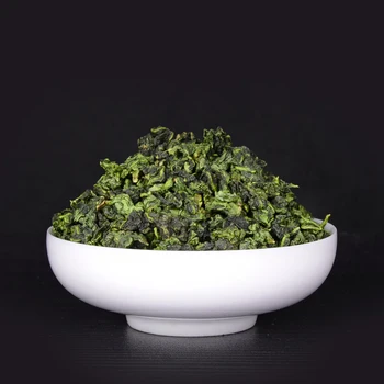V číne, Fujian Anxi Qingxiang Tiekuanyin horský čaj oolong čaj darček železa konzervy 500g
