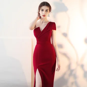 Červená Asmmetrical Dĺžka Podlahy Celebrity Banquet Sexy Šaty Jedno Rameno Rovno Očarujúce Pevný Zips Cheongsam Vidlica Vestidos
